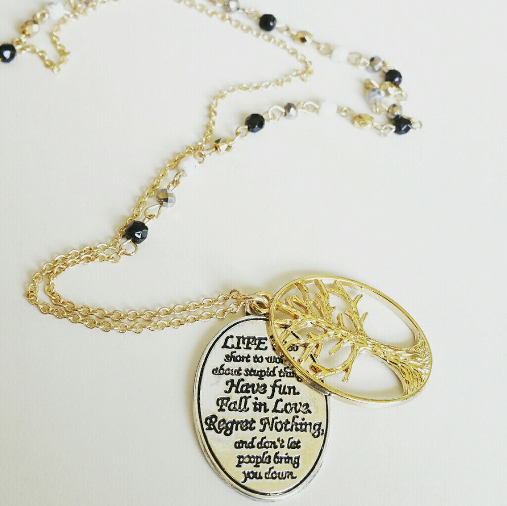 Gold Toned Pendant Necklace
